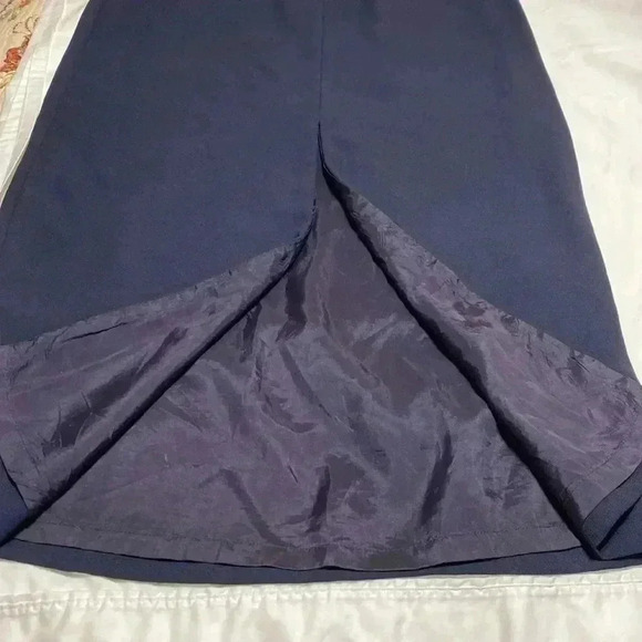 Donna Morgan Navy Blue Formal Embellished Short Sleeve Long Gown Dress Size 4. - Picture 6 of 16